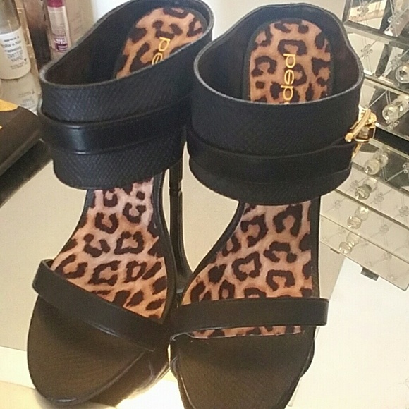 Bebe heels