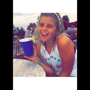 Meet your Posher, Heidi