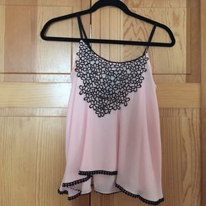 Pink flower top!!
