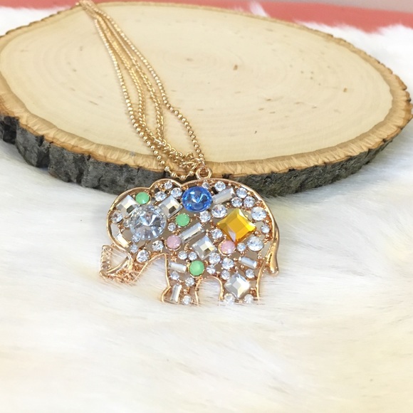 🐘Crystal Elephant Pendant Necklace🐘