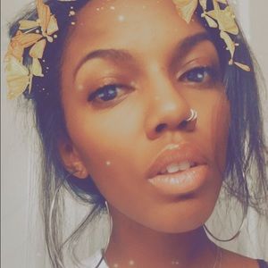 Meet your Posher, Ciera