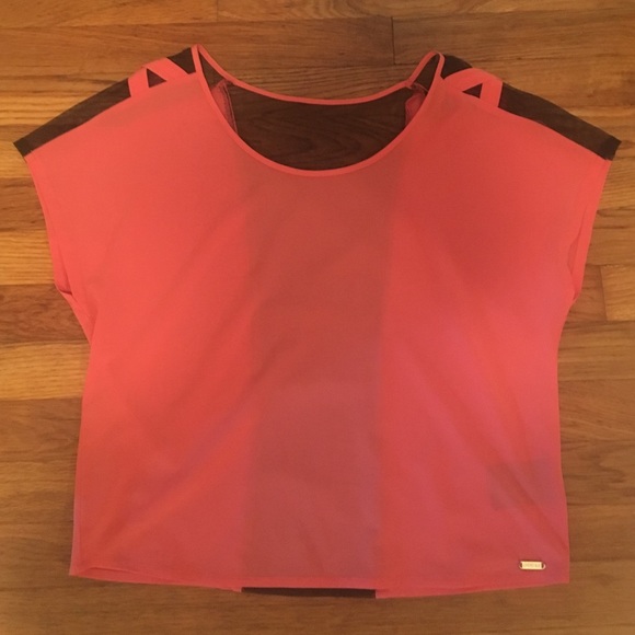 Coral Guess Top