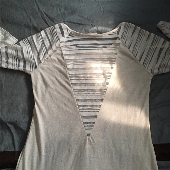 Angels and Diamonds top. Like New. Small - Picture 3 of 3