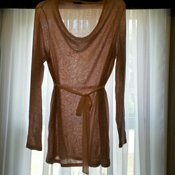 Maternity sweater with ribbon tie