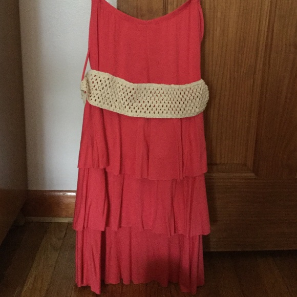 Cute casual strapless dress - Picture 2 of 2