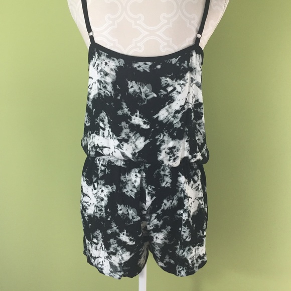 Rachel Roy printed romper - Picture 4 of 4