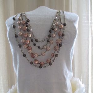 Fashion jewelry Pearl Necklace set of 2.