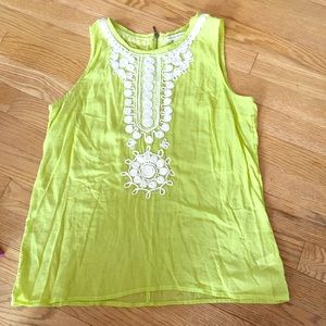 Banana Republic lime green embroidered top size 2