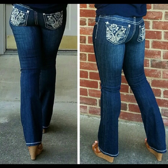 Sassy Rose Embellished Jeans - Picture 4 of 4