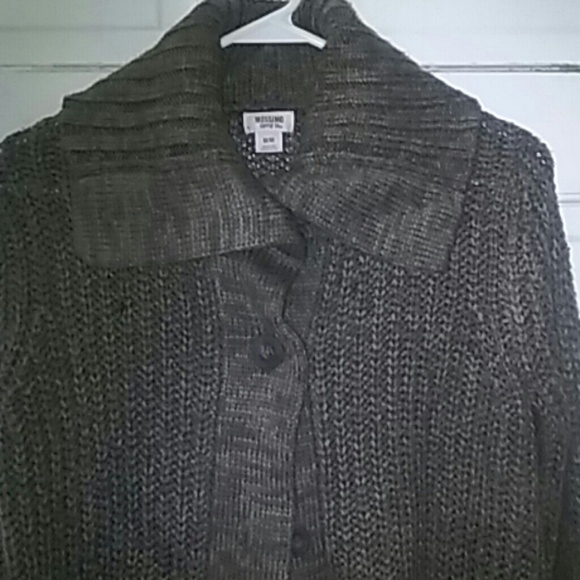 Sweater - Picture 2 of 2