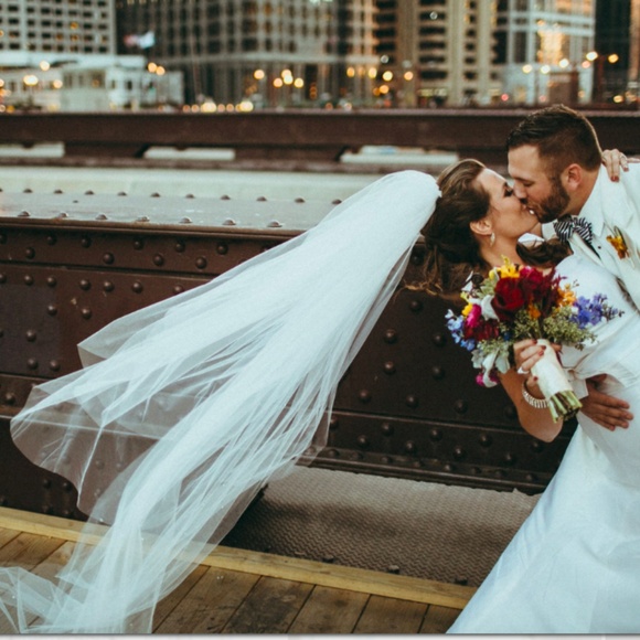 Welcome to Amélie's Armoire - Picture 12 of 16