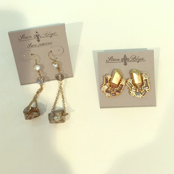 Set of stein Blye earrings, NWT