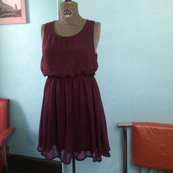 H&M, Wine Colored Dress. Size 10