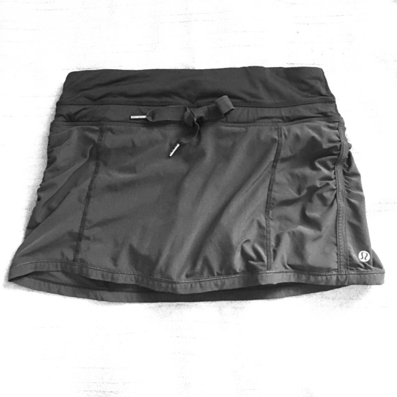 Lululemon tennis skort