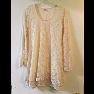 Creamy lace dress