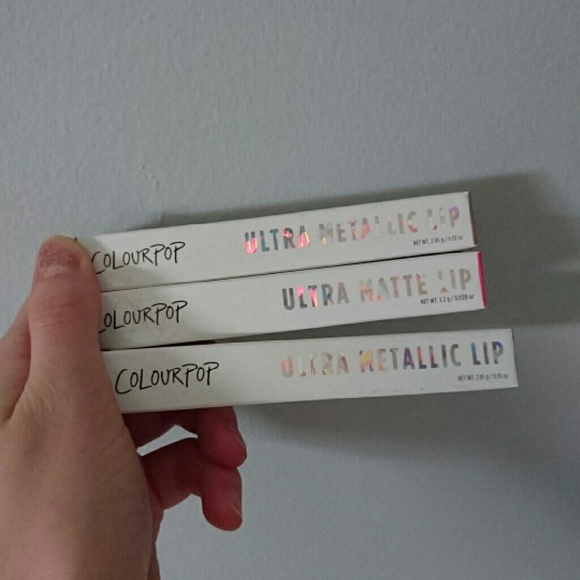 Colourpop lip bundle//Beeper,Lights out, Flitter