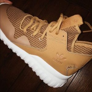 ADIDAS KARDASHIAN WEST