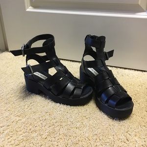 Steve Madden Schoolz