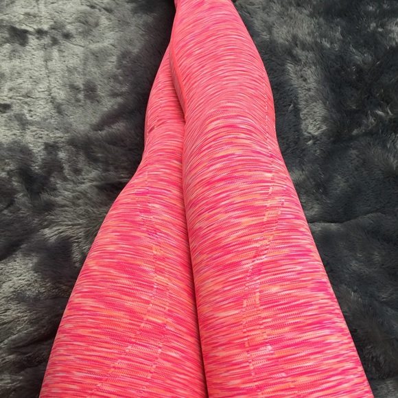 💗Workout Leggings - Picture 4 of 4