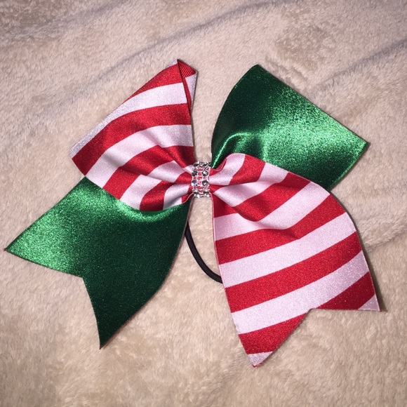 a Christmas theme bow - Picture 1 of 2
