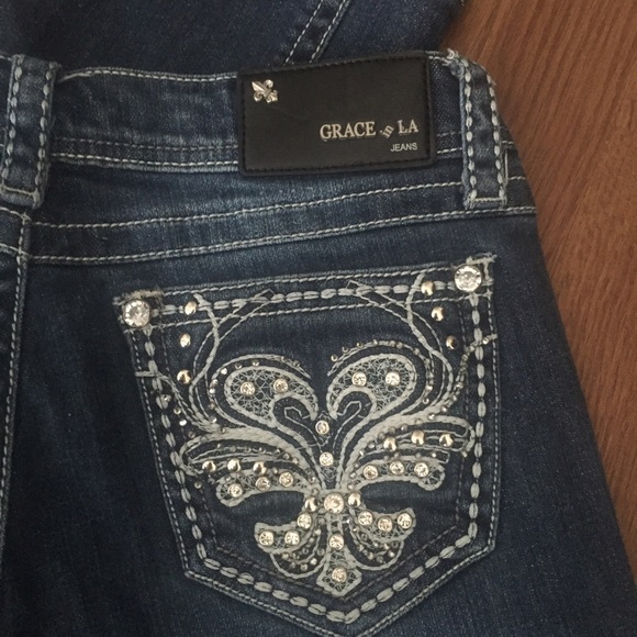Grace LA Stitched and Beaded Pocket Jeans