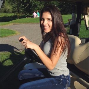 Meet your Posher, Ellah