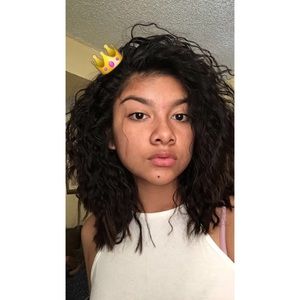 Meet your Posher, Johana