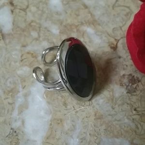 Hand made finger ring