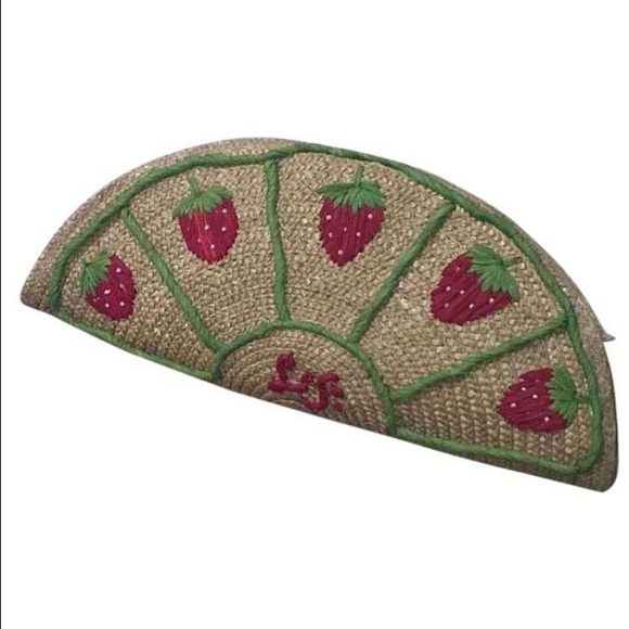 Lulu Guiness straw strawberry clutch - Picture 2 of 4