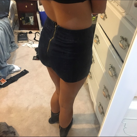 URBAN OUTFITTERS SHORTS - Picture 4 of 4