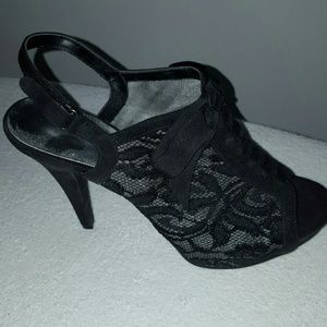 Black suede shoe with lace