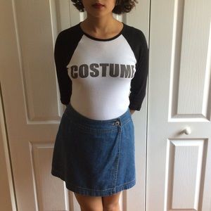 Vintage 90s grunge baseball tee