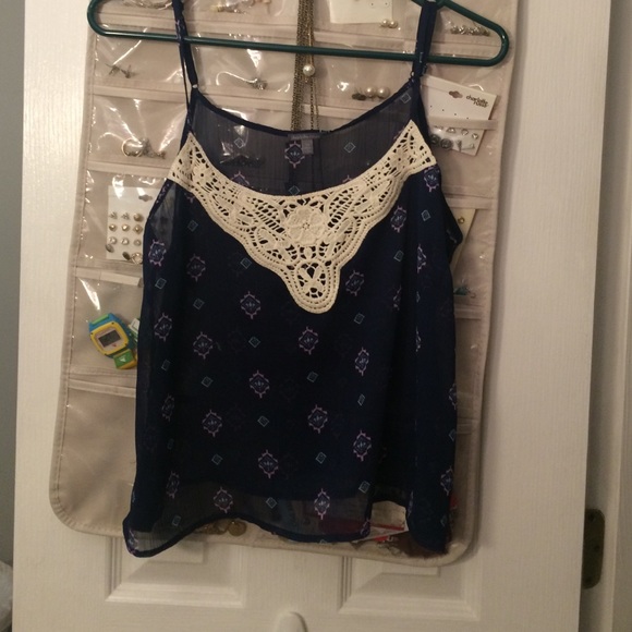 Loose tank