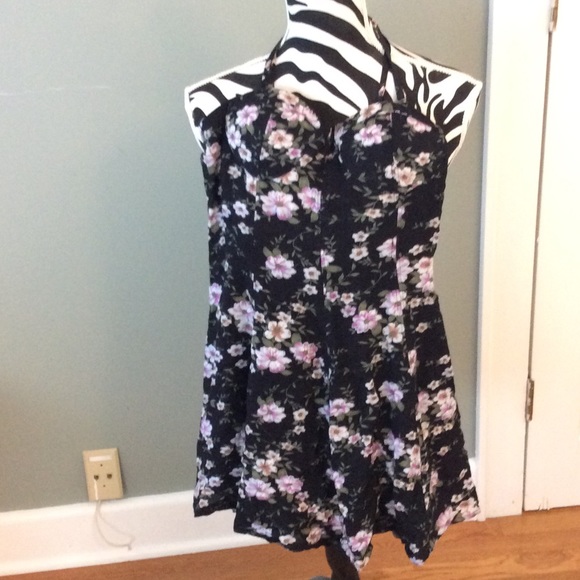 Floral spaghetti trap dress with removable straps - Picture 1 of 2