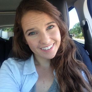 Meet your Posher, Katelyn