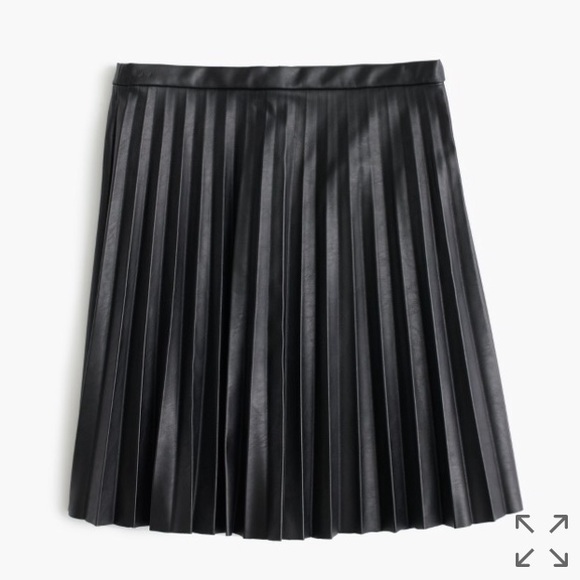 Pleated leather skirt