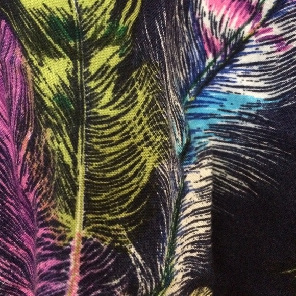 Indigo Romper With Colorful Feather Pattern - image 3