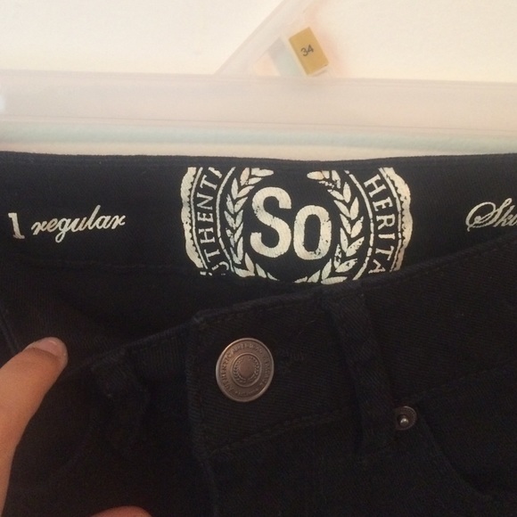 Black Skinny Jeans! Never worn. size 1 - Picture 2 of 4