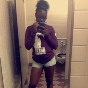 Meet your Posher, Diamond