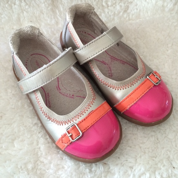 stride rite silver mary janes