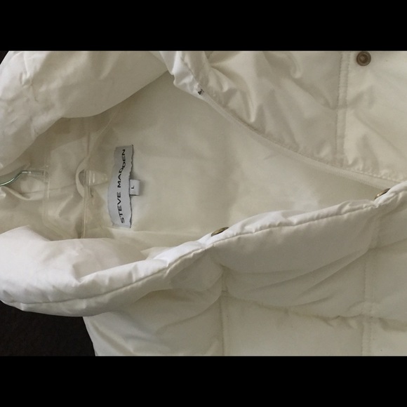 Coat - Picture 2 of 4