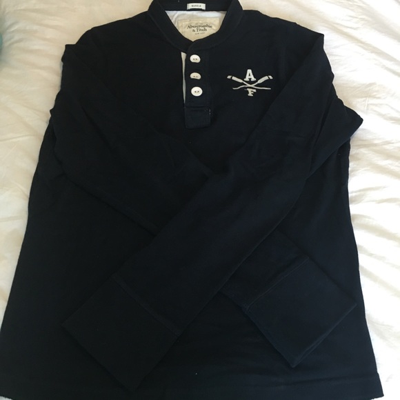 Abercrombie & Fitch Muscle Long Sleeve Shirt