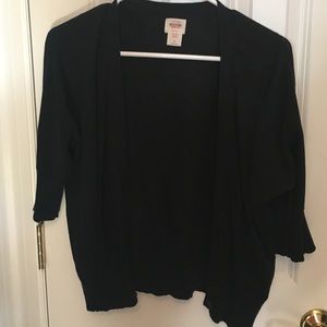 Black sweater 3/4 sleeve