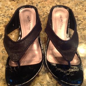 Kenneth Cole Reaction  Gorgeous  classic sandal