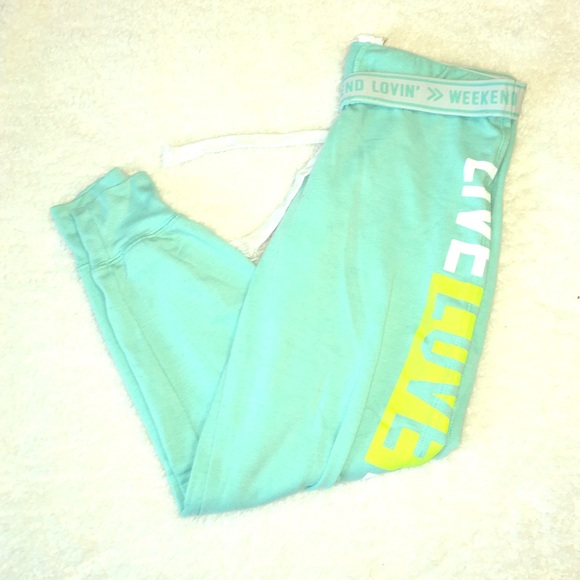 LIVE LOVE DREAM SWEATS