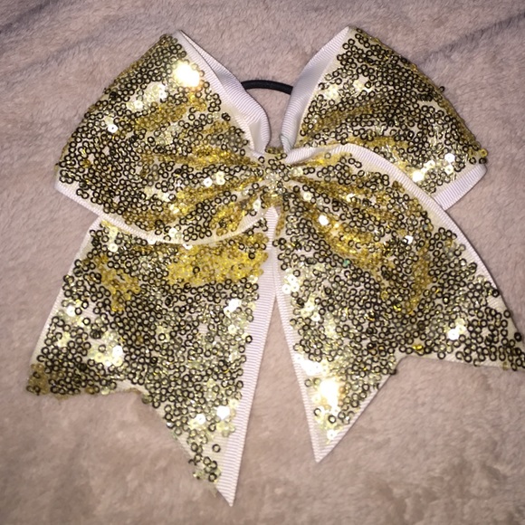 gold bow - Picture 1 of 2