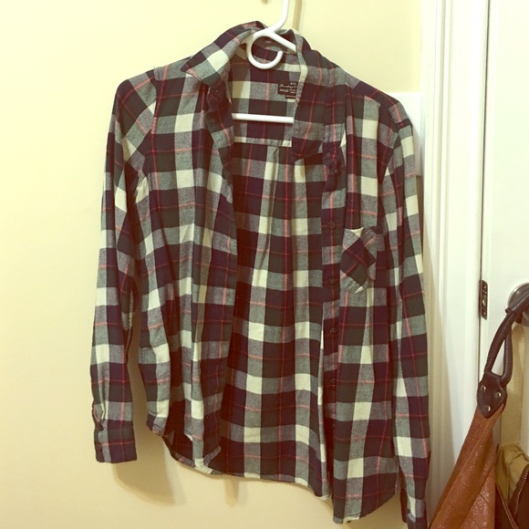 Trying to sell some flannels! I've got tons.