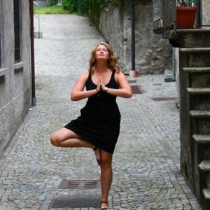 Meet your Posher, Alison