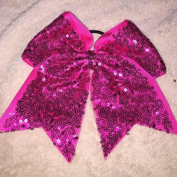 pink bow - Picture 1 of 2