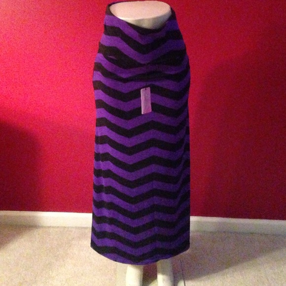 High waisted chevron print skirt